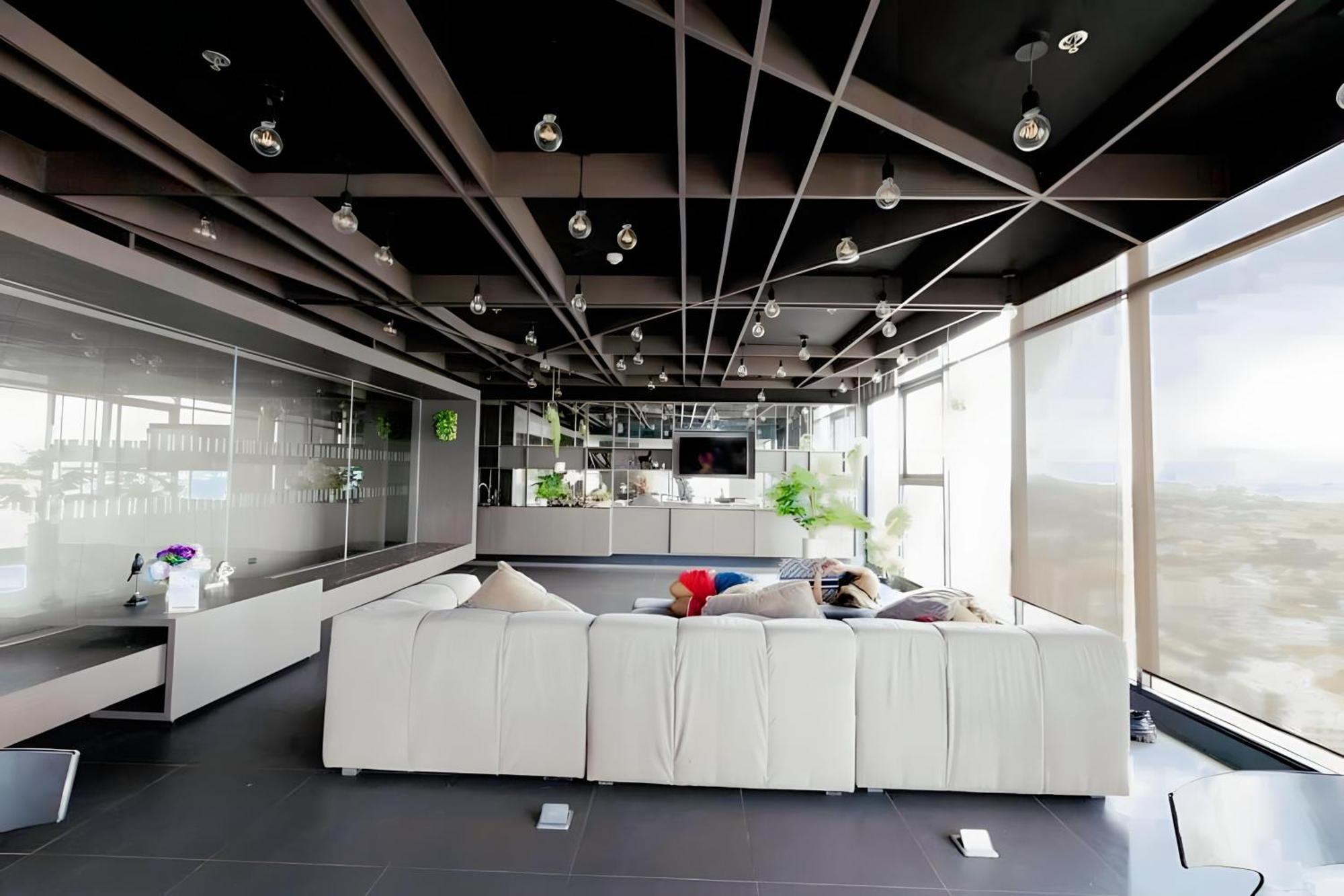 The Base Apartments At Central Pattaya Εξωτερικό φωτογραφία