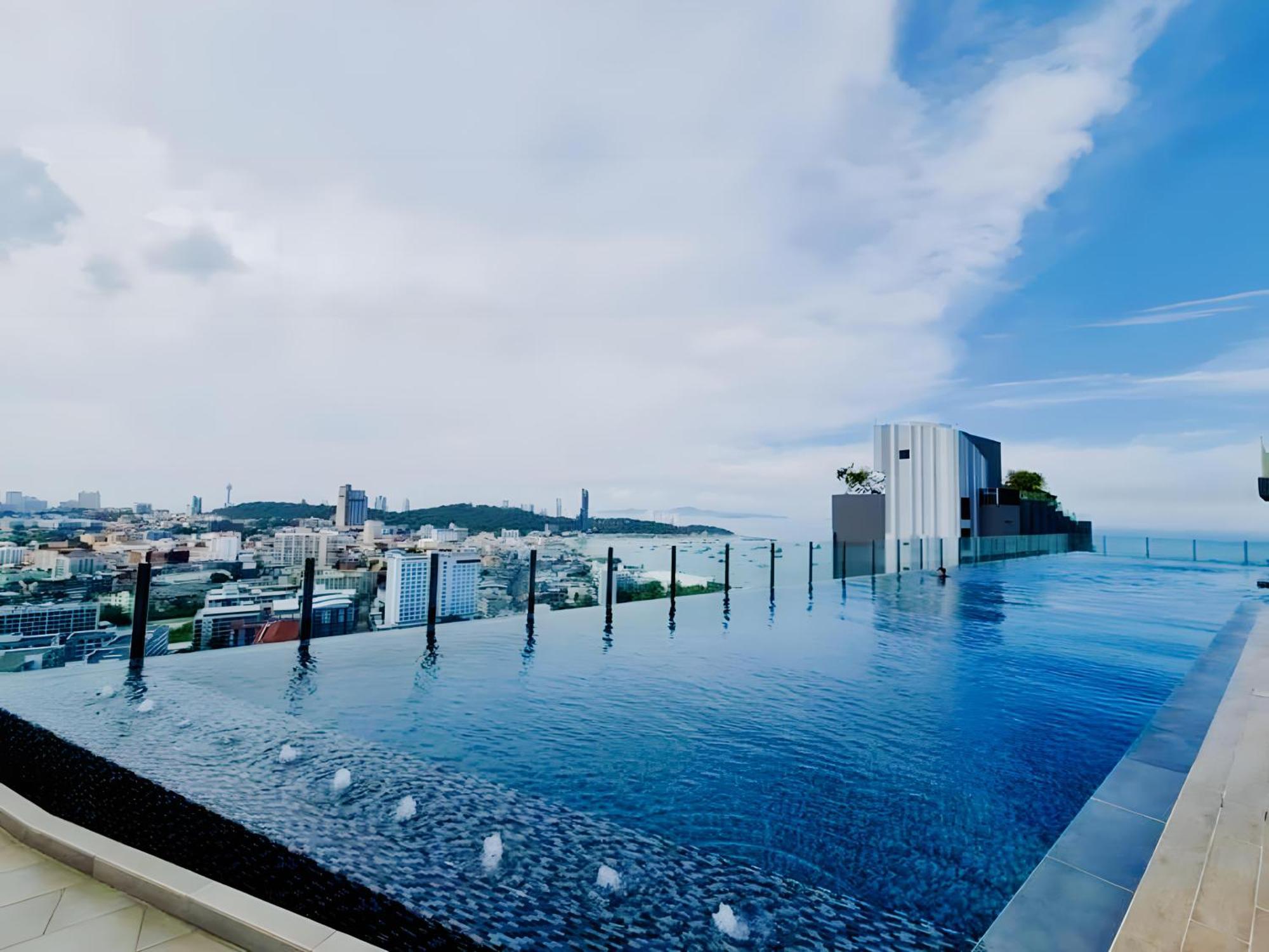 The Base Apartments At Central Pattaya Εξωτερικό φωτογραφία