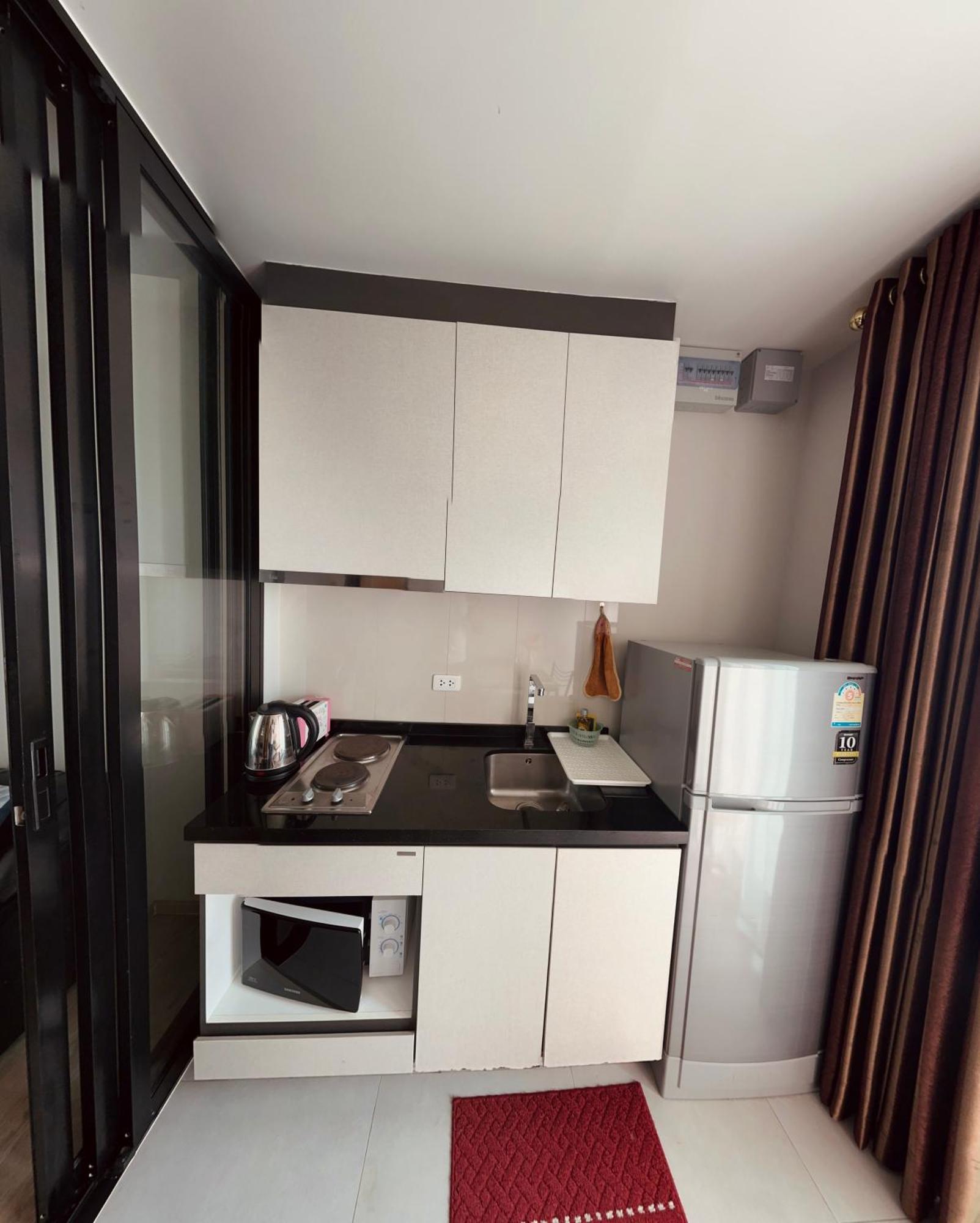 The Base Apartments At Central Pattaya Εξωτερικό φωτογραφία