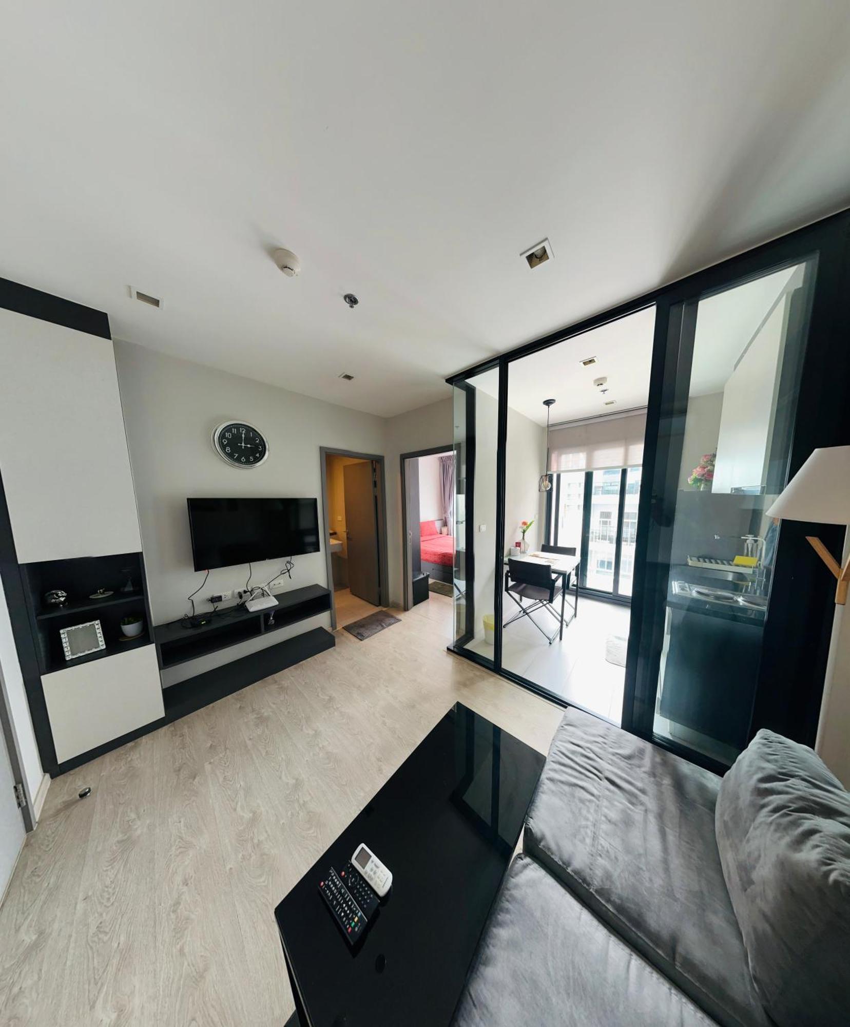 The Base Apartments At Central Pattaya Εξωτερικό φωτογραφία